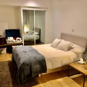 https://cheviot-house.cambridgehotelsuk.com